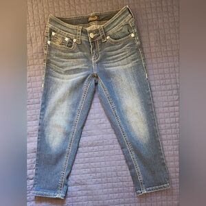 Seven7 Women's Light Blue Capri Jean